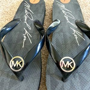 Like new Michael Kors flip flops